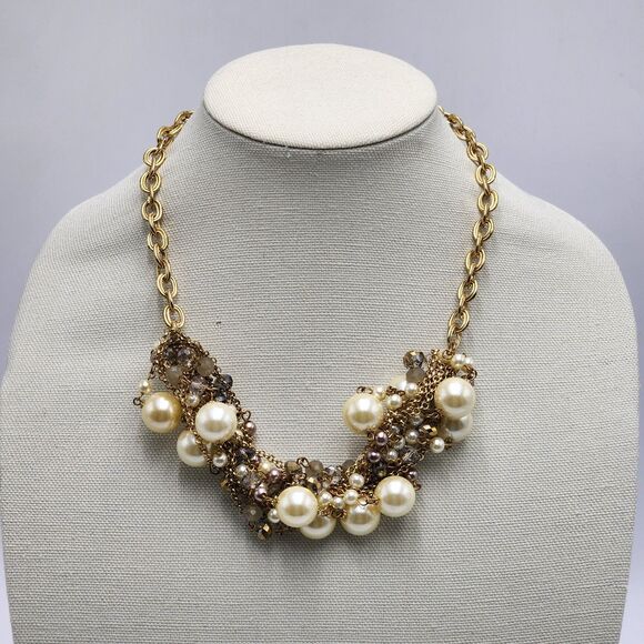 Large Pearl Mixed Cluster Gold Chain Statement Necklace - Picture 1 of 3